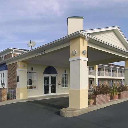 Days Inn By Wyndham Liberty/Ne Kansas City Экстерьер фото