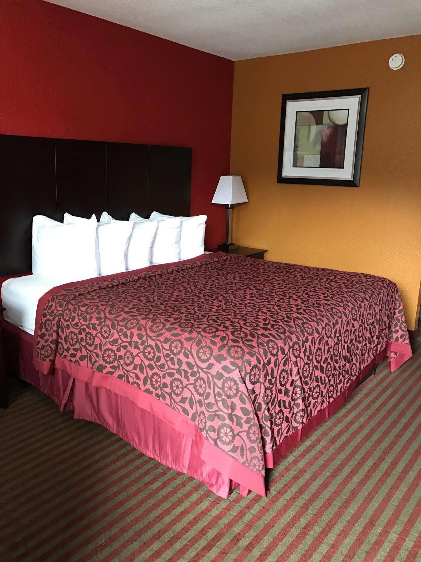 Days Inn By Wyndham Liberty/Ne Kansas City Экстерьер фото