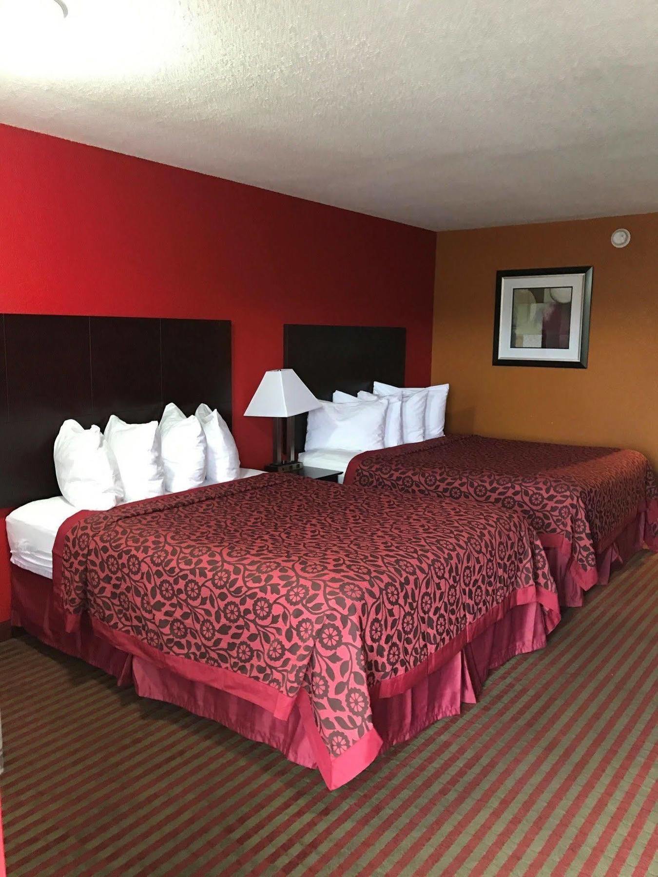 Days Inn By Wyndham Liberty/Ne Kansas City Экстерьер фото