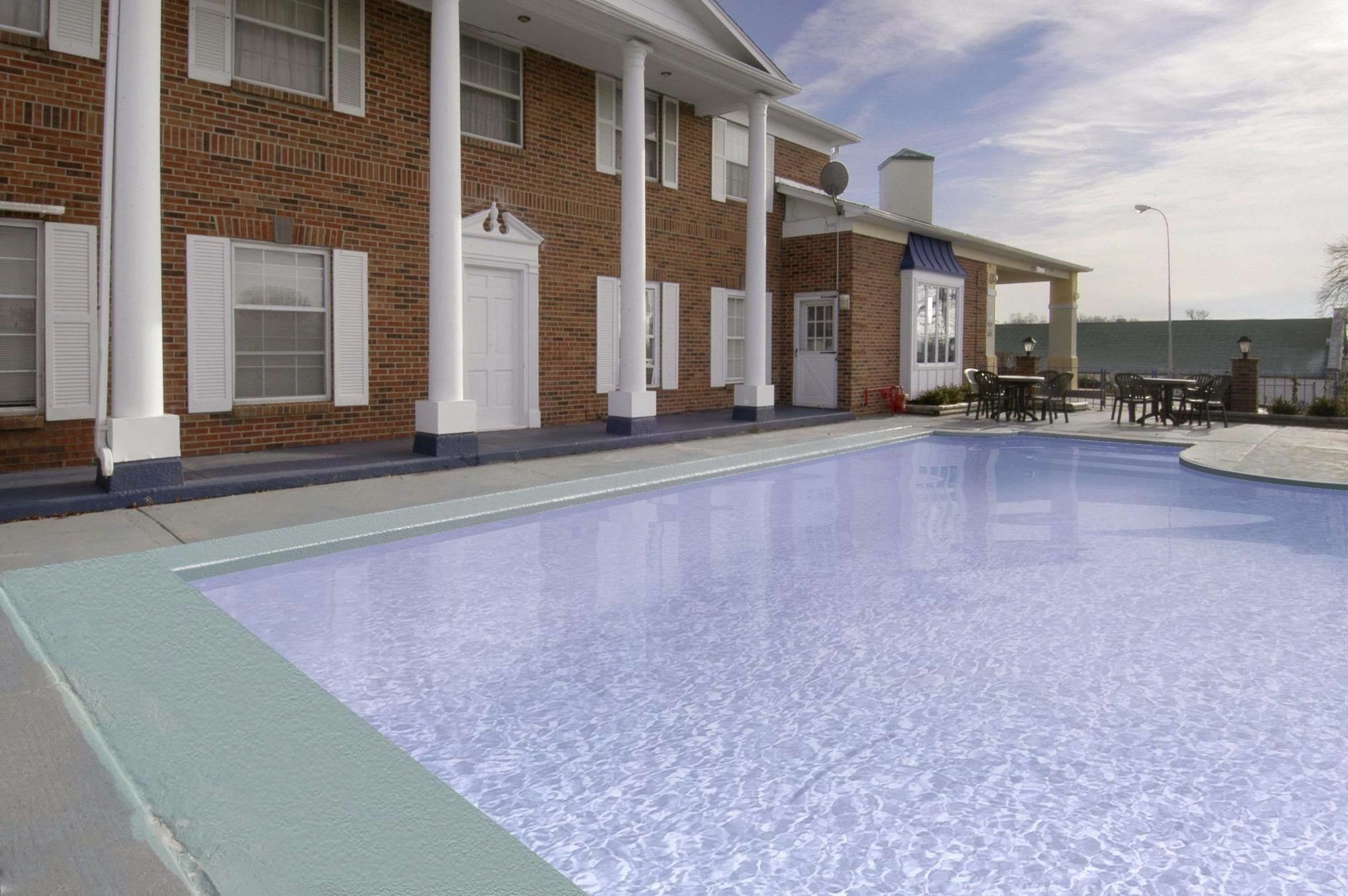 Days Inn By Wyndham Liberty/Ne Kansas City Экстерьер фото